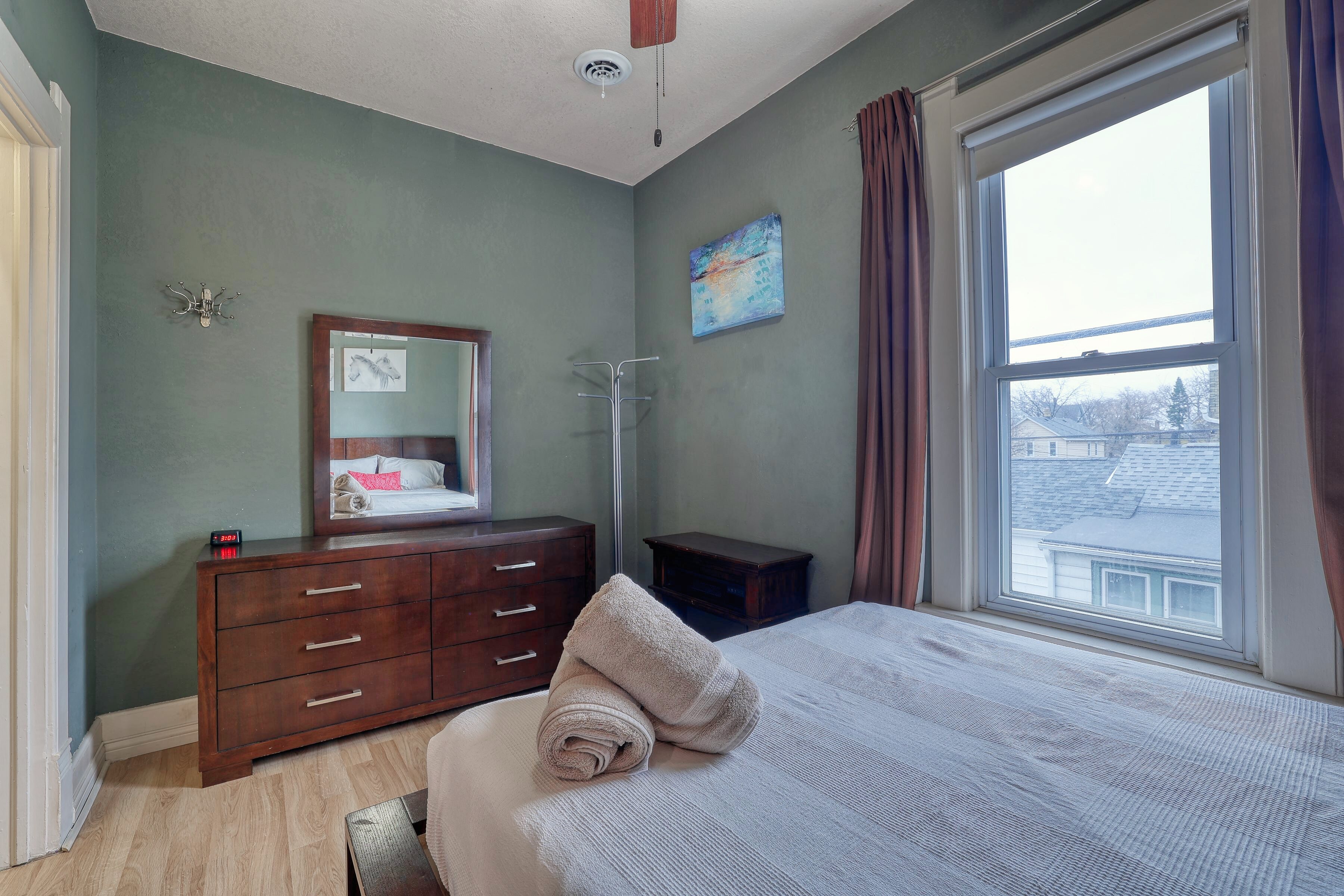 Second floor — 2 queen beds with fireplace